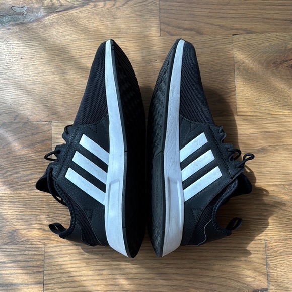 Adidas - Picture 5 of 9